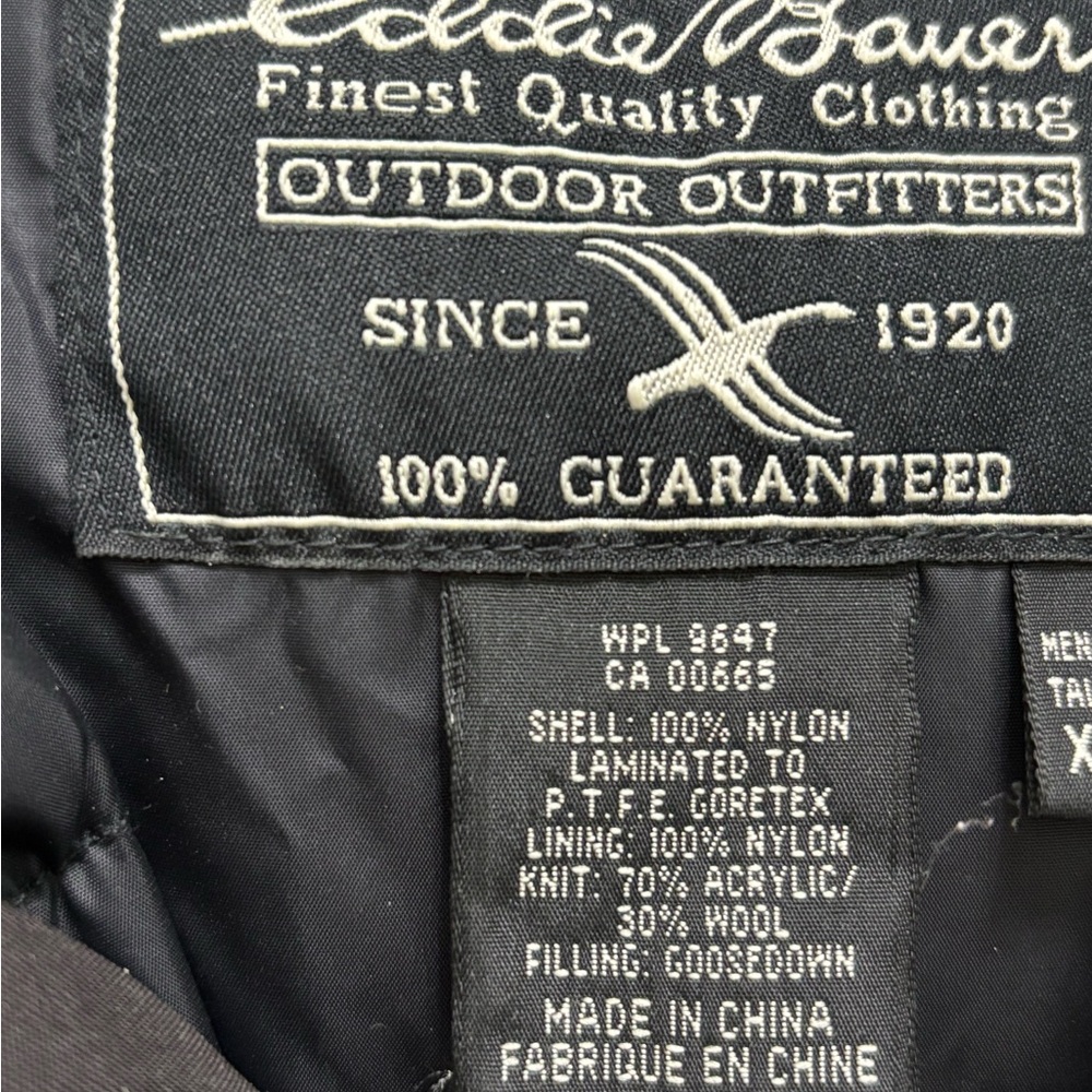 Eddie Bauer Men’s Black Nylon Parka Coat - Picture 2 of 6